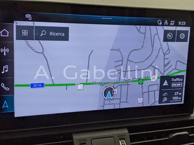 Audi Q5 view 13