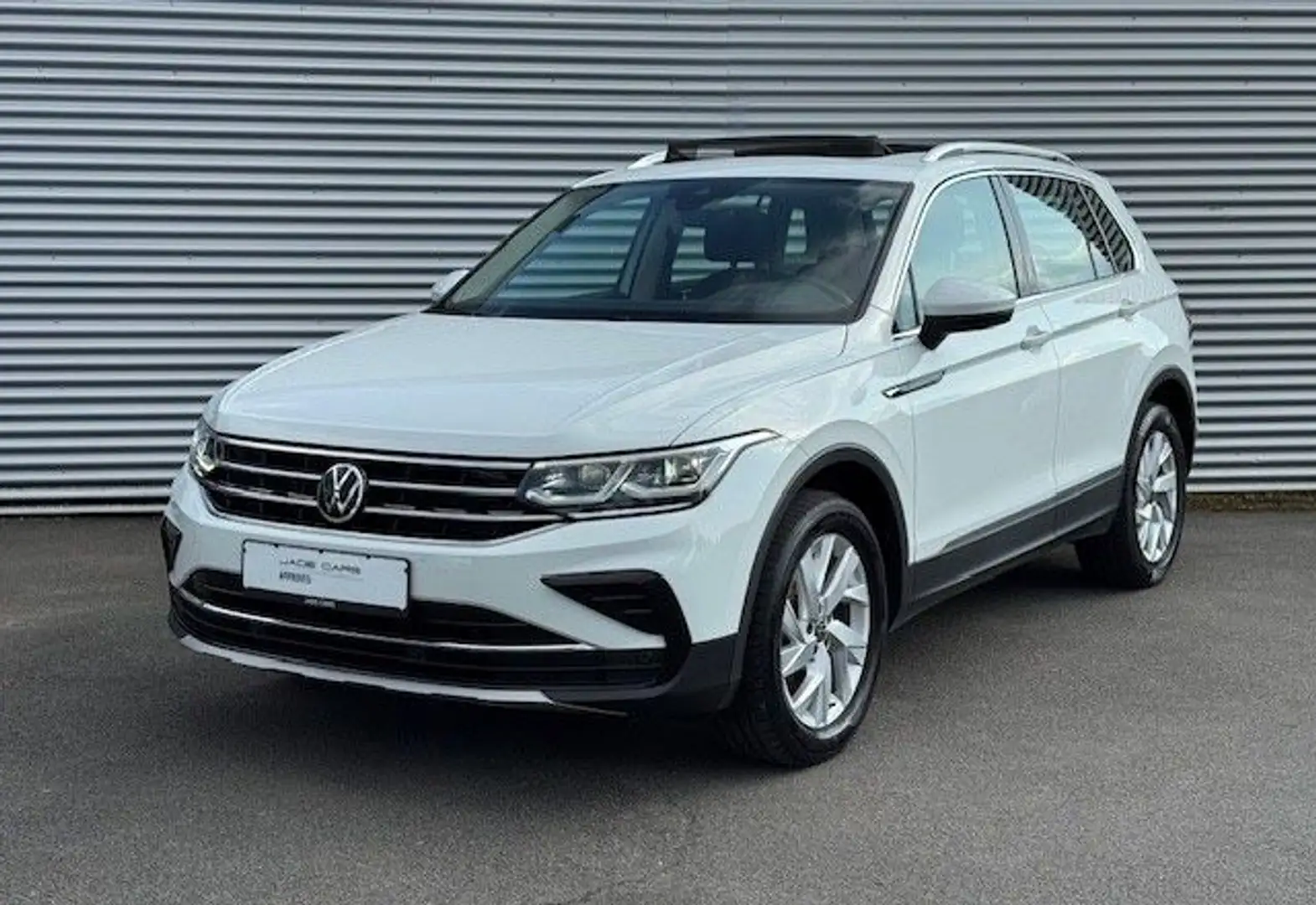 Volkswagen Tiguan Elegance 4Motion*IQ*Pano*Kamera*AHK*LED* Weiß - 1