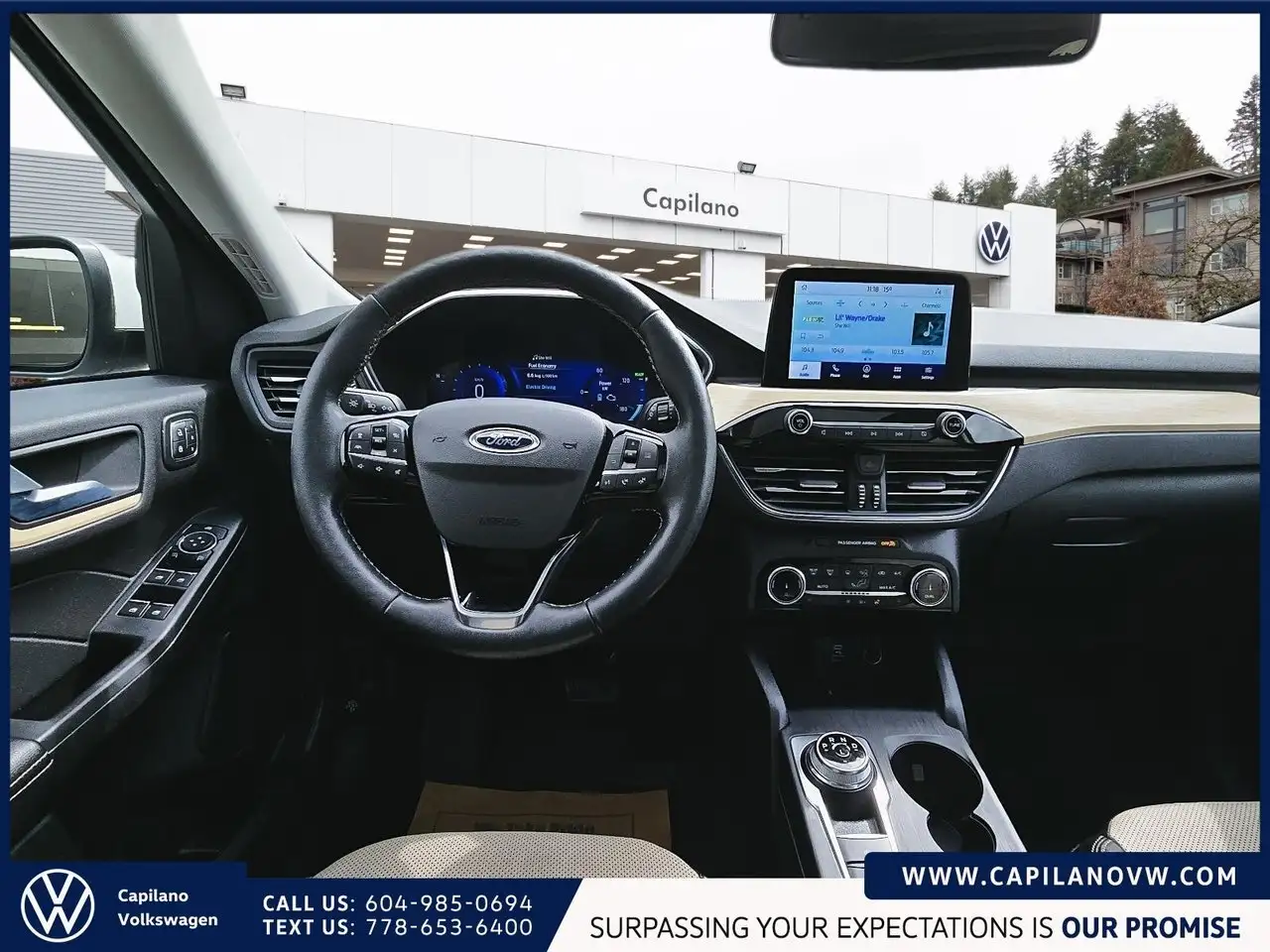 Ford Escape снимка Ford Escape