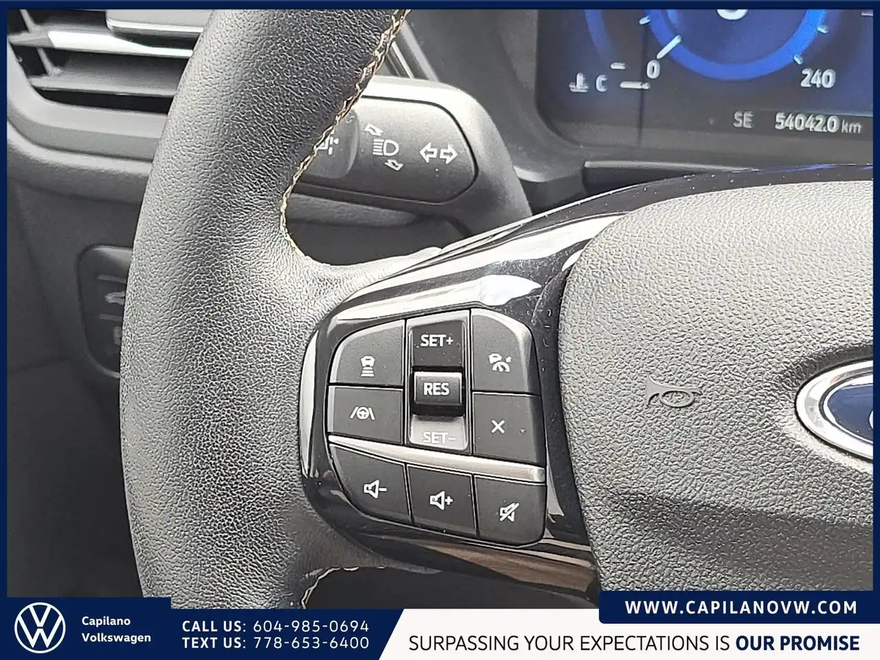 Ford Escape снимка Ford Escape