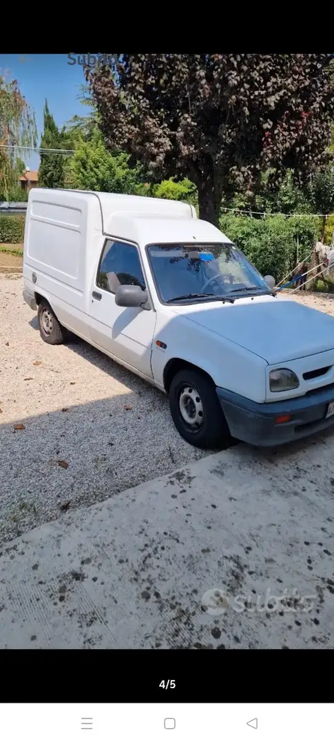 Renault Express - 1