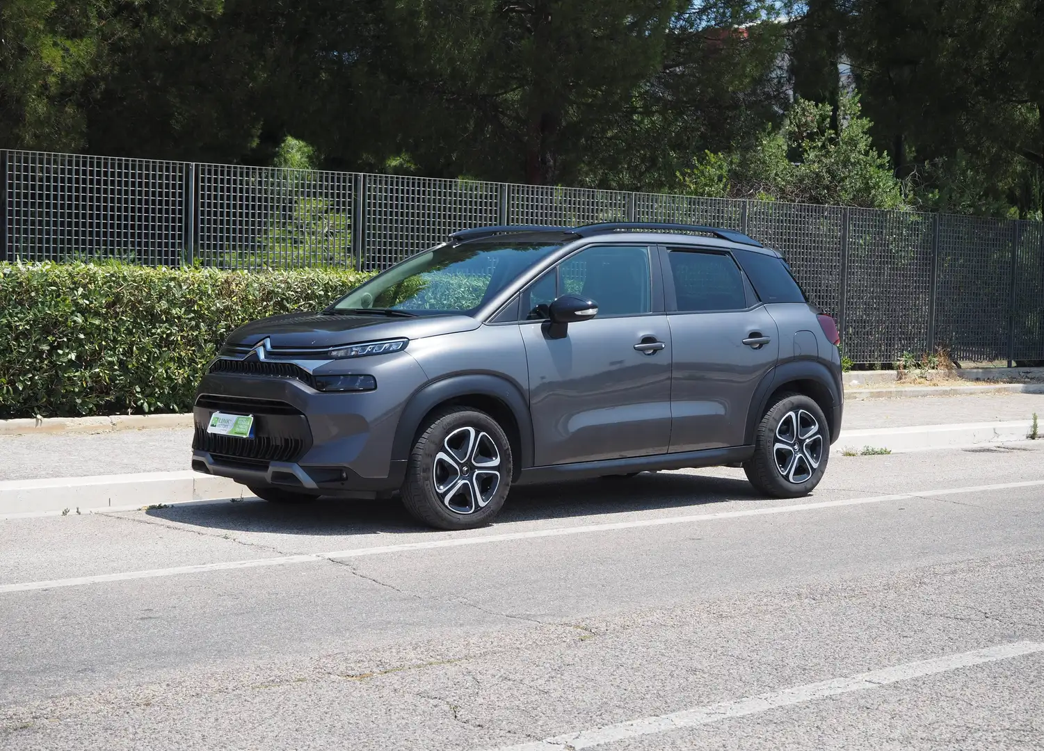 Citroen C3 Aircross 1.2 puretech Shine Pack s Grigio - 1