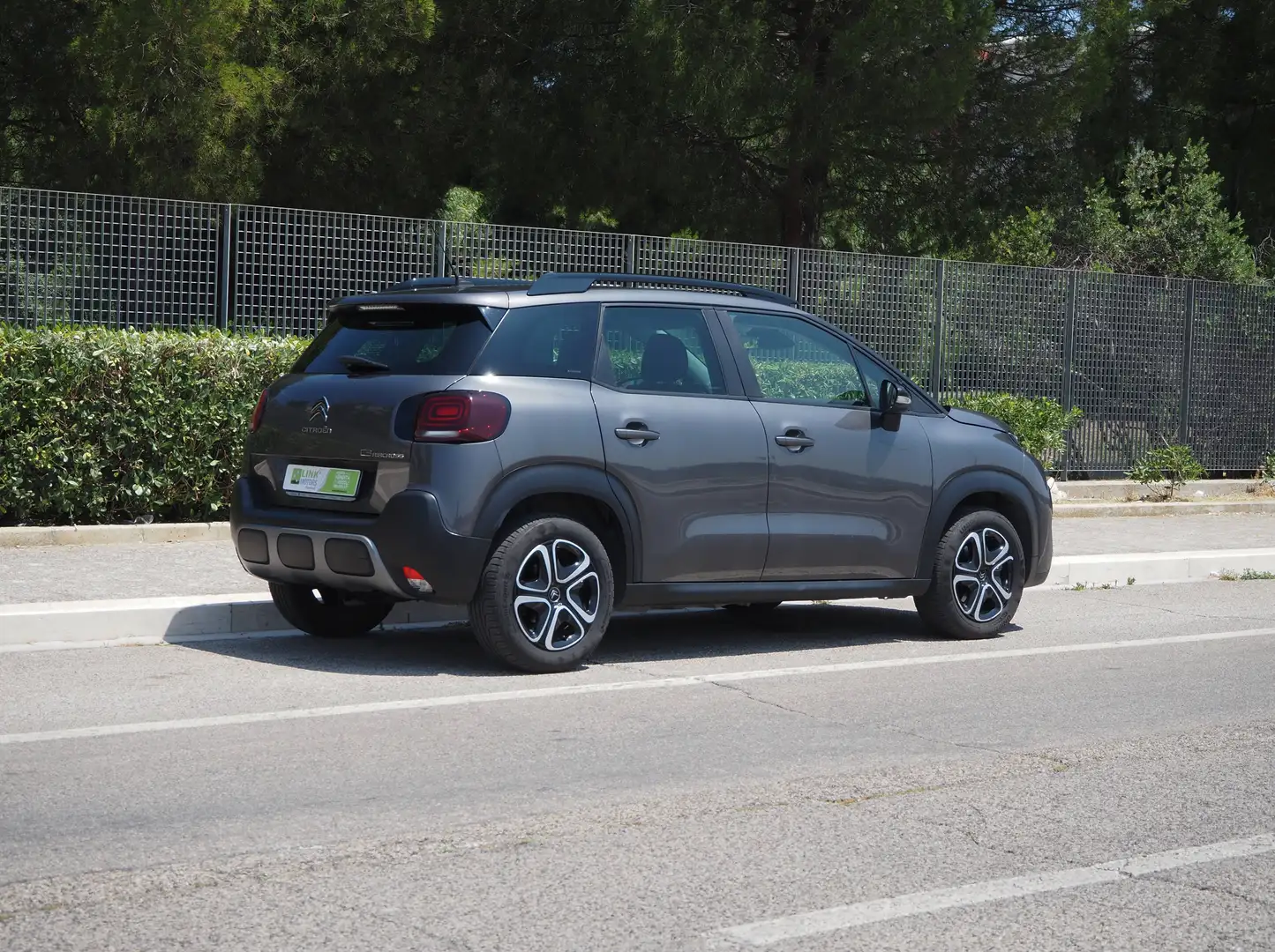 Citroen C3 Aircross 1.2 puretech Shine Pack s Grigio - 2