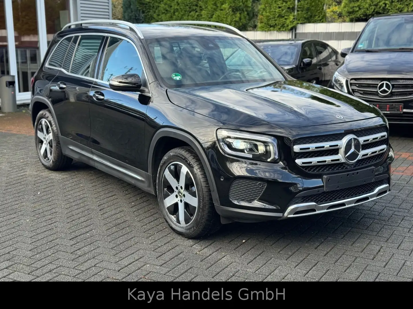 Mercedes-Benz GLB 200 d URBAN/Leder/Navi/Kamera/LED Schwarz - 1