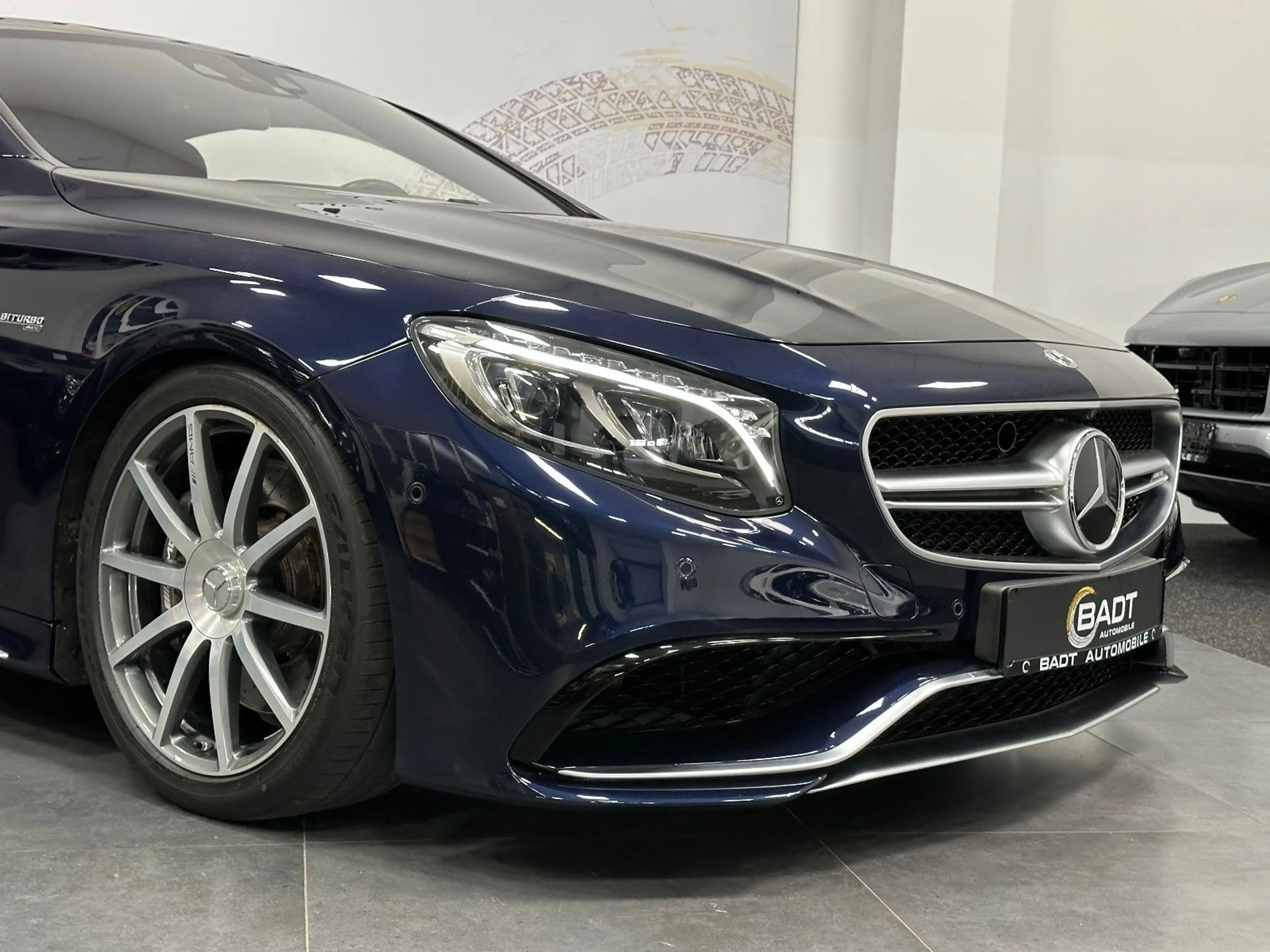 Mercedes-Benz S 63 AMG 4Matic Coupe*DTR*360°*TOTWINKEL*MASSAGE — photo 2