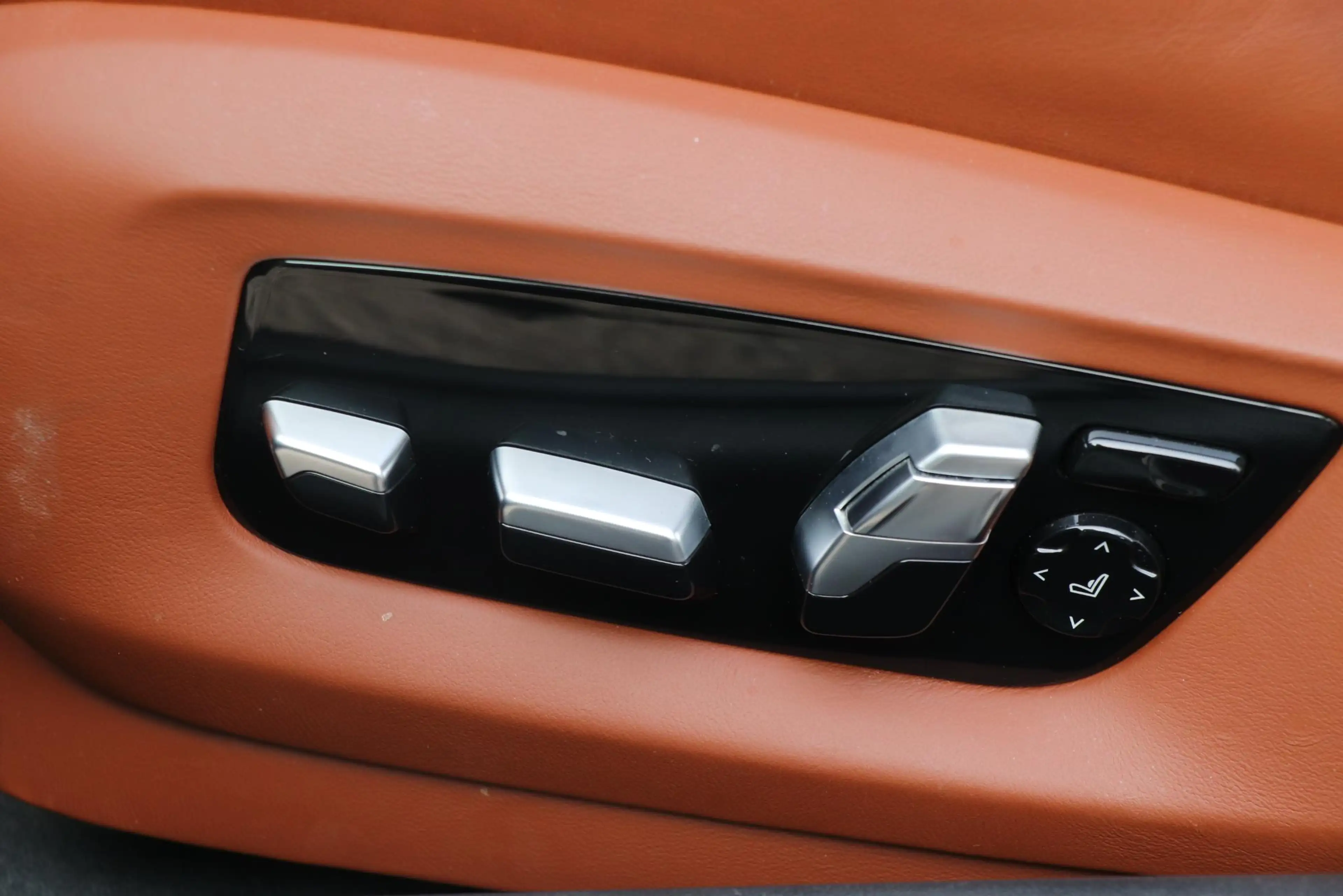 BMW M5 5-serie |Individual Orinico |Bowers&Wilkins |Carbo — photo 27