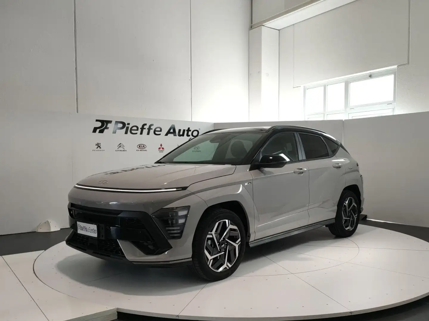 Hyundai KONA NEW KONA 1.6 HEV DCT N LINE, TT, TECH Grigio - 1