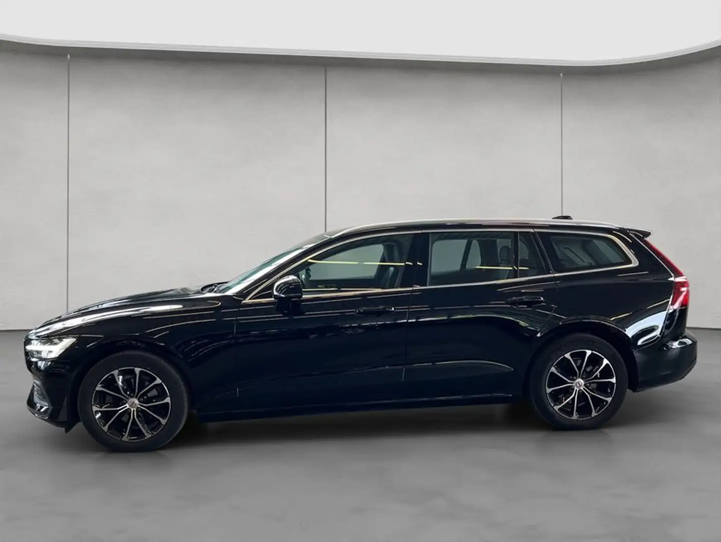 Volvo V60 D3 Momentum-Pro Aut BLIS Navi LED Kamera 1.Han Nero - 2