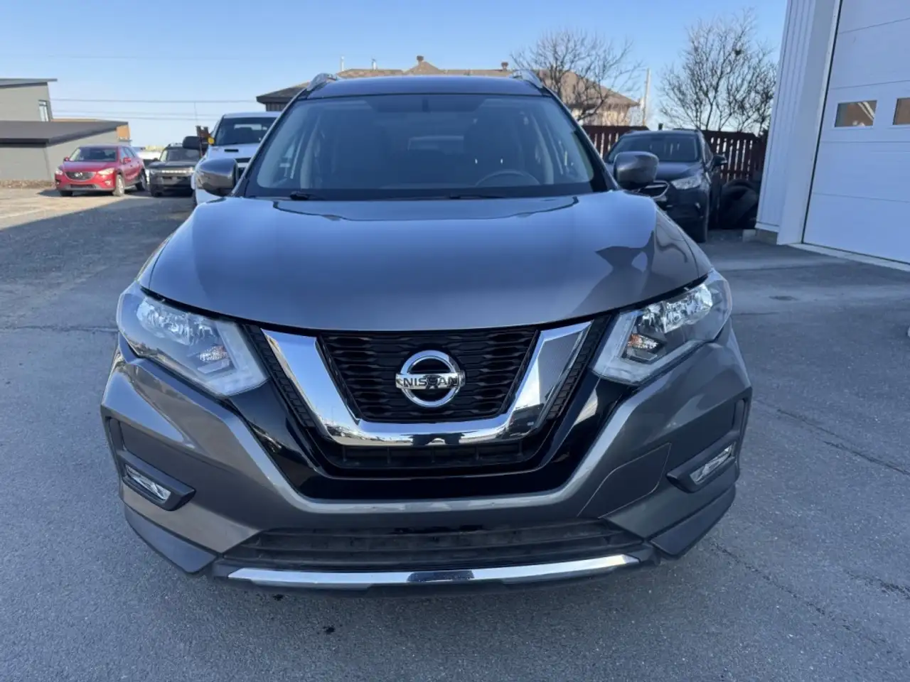Nissan Rogue снимка Nissan Rogue