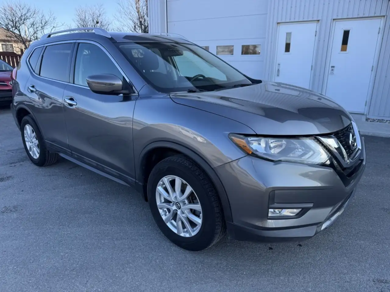 Nissan Rogue снимка Nissan Rogue