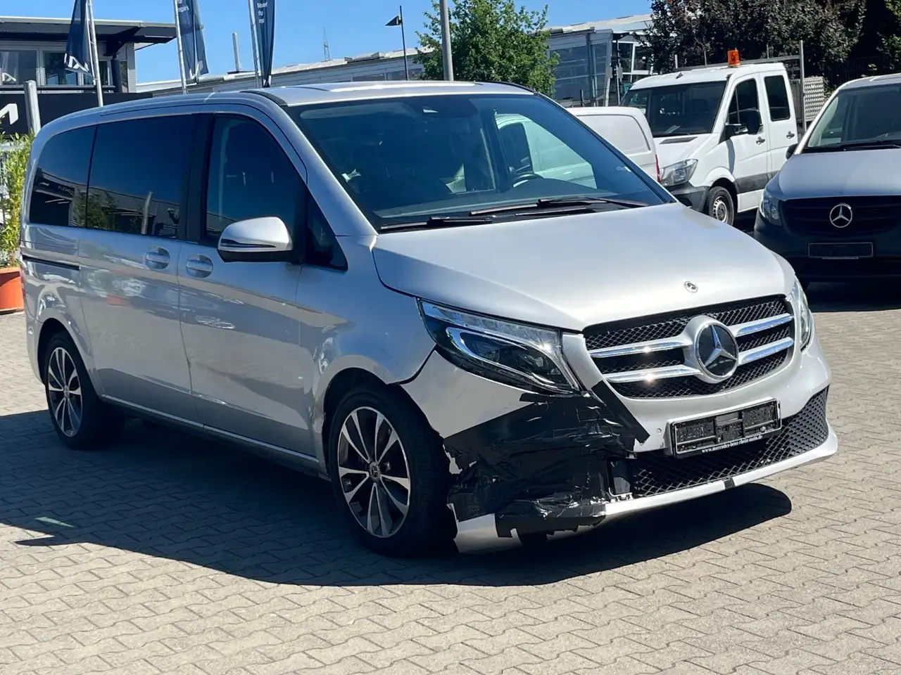 2021 Mercedes-Benz V 220 d kompakt*LED*7Sitz*Sport-Paket Ext, photograph 3