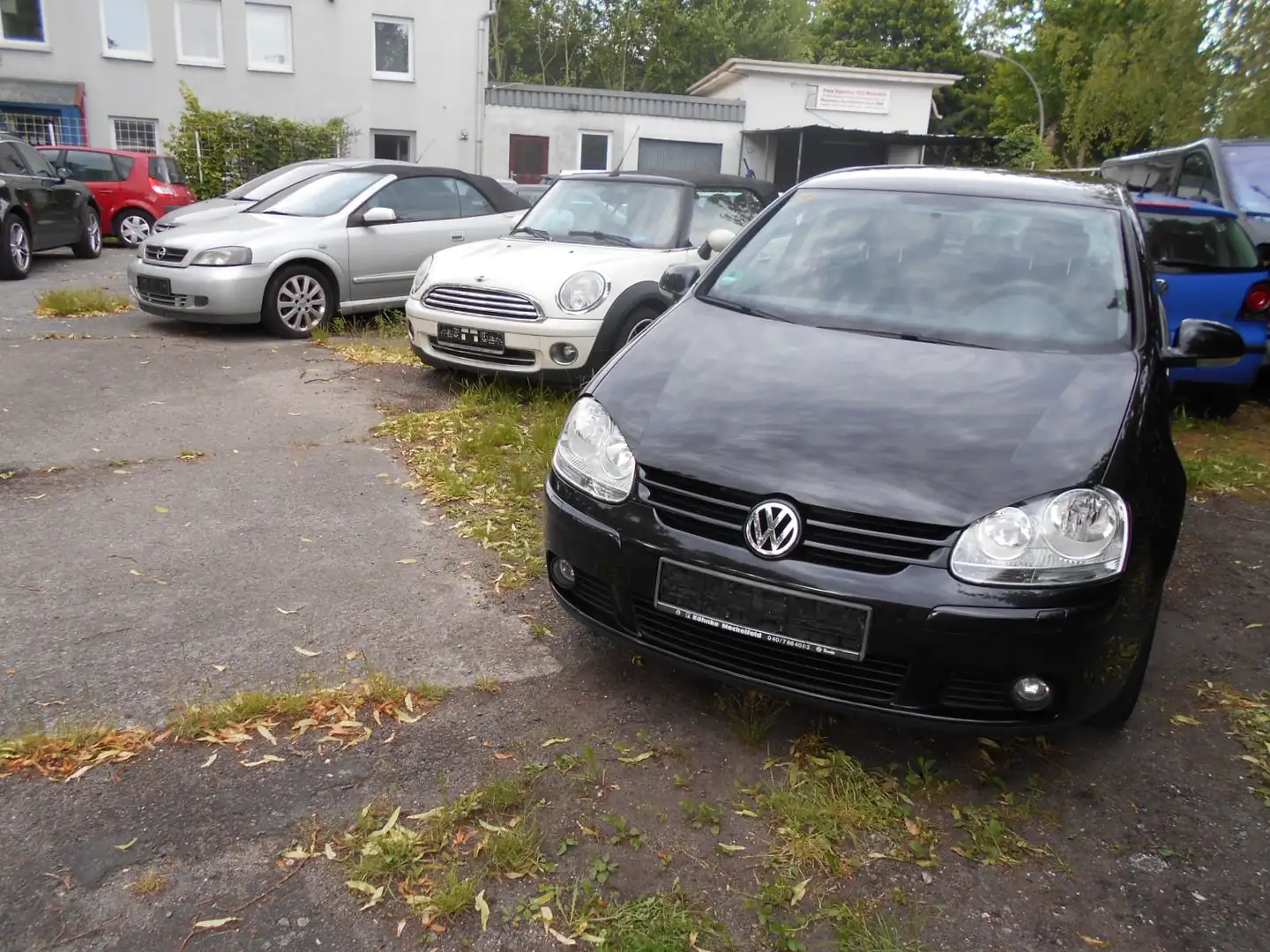 Volkswagen Golf 1.6 Automatik Trendline,Automatik,Klimatronik,ELFe Negro - 2