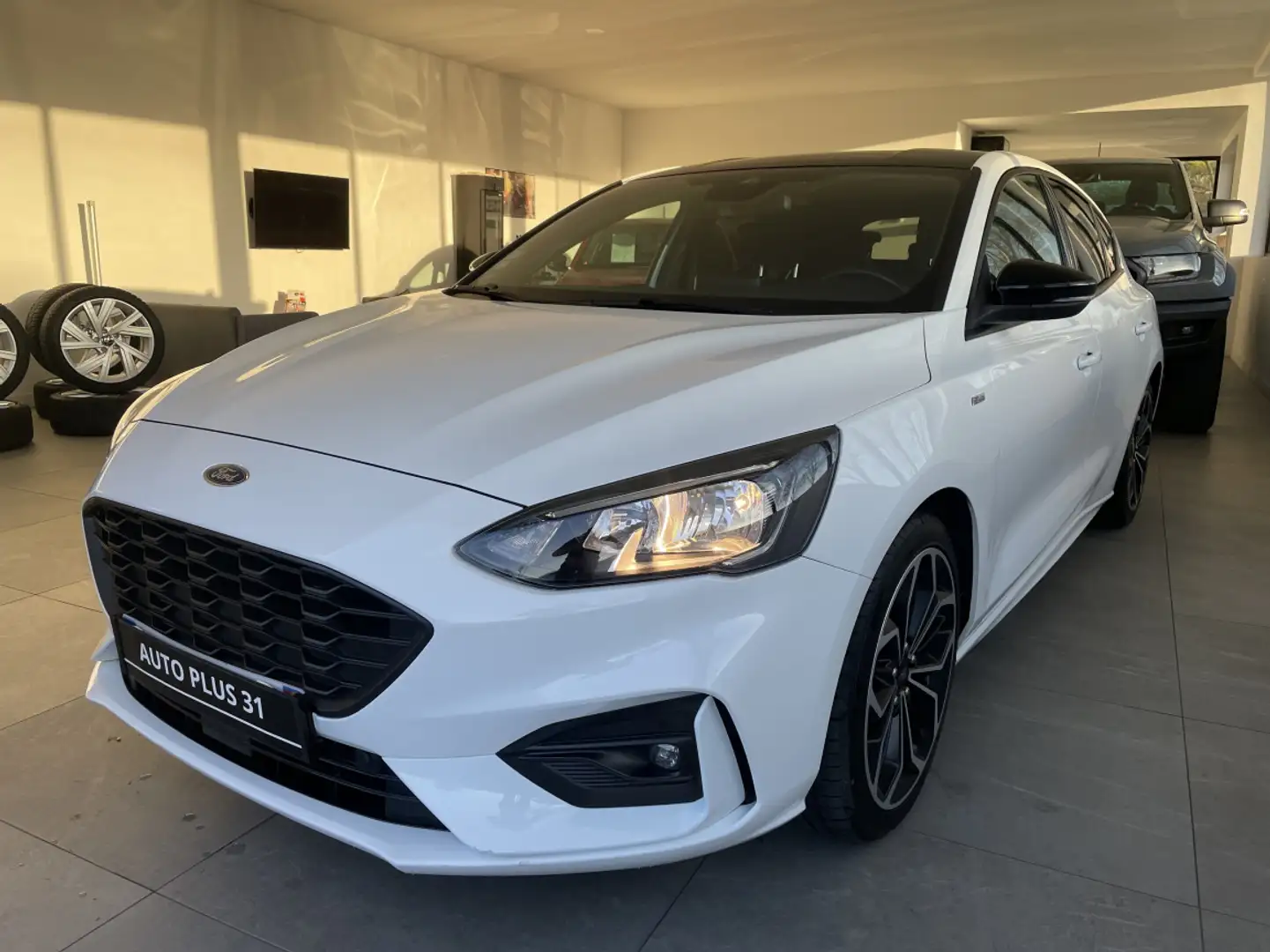 Ford Focus 1.0 EcoBoost 125 Setamp;S ST Line - 1