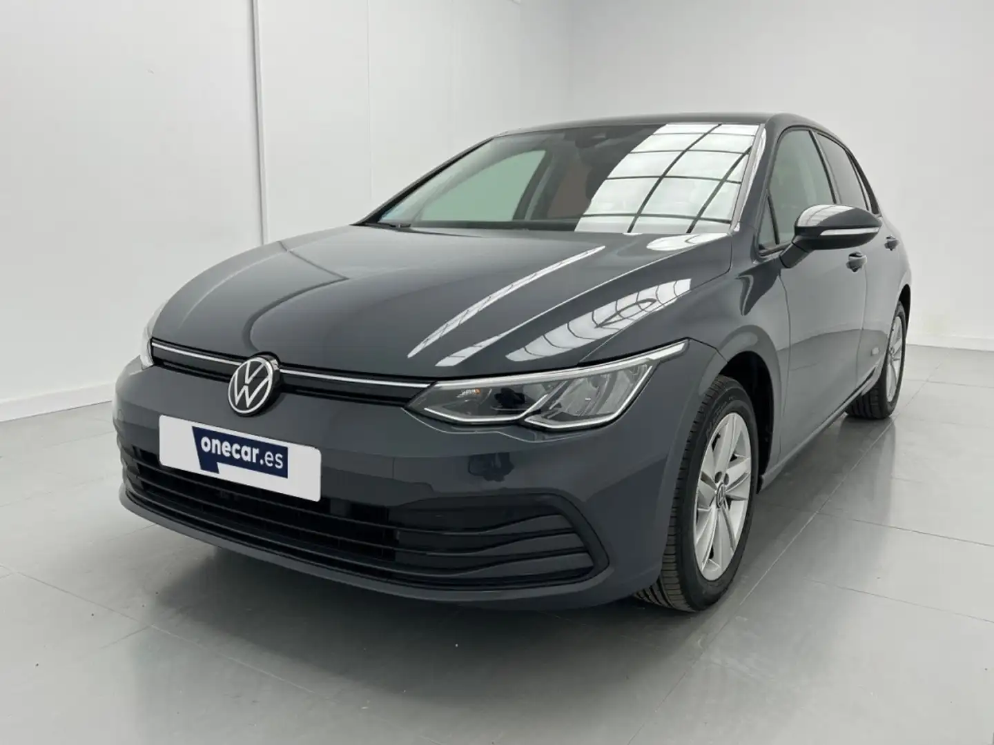 Volkswagen Golf 1.0 TSI LIFE 110CV 5P Gris - 1