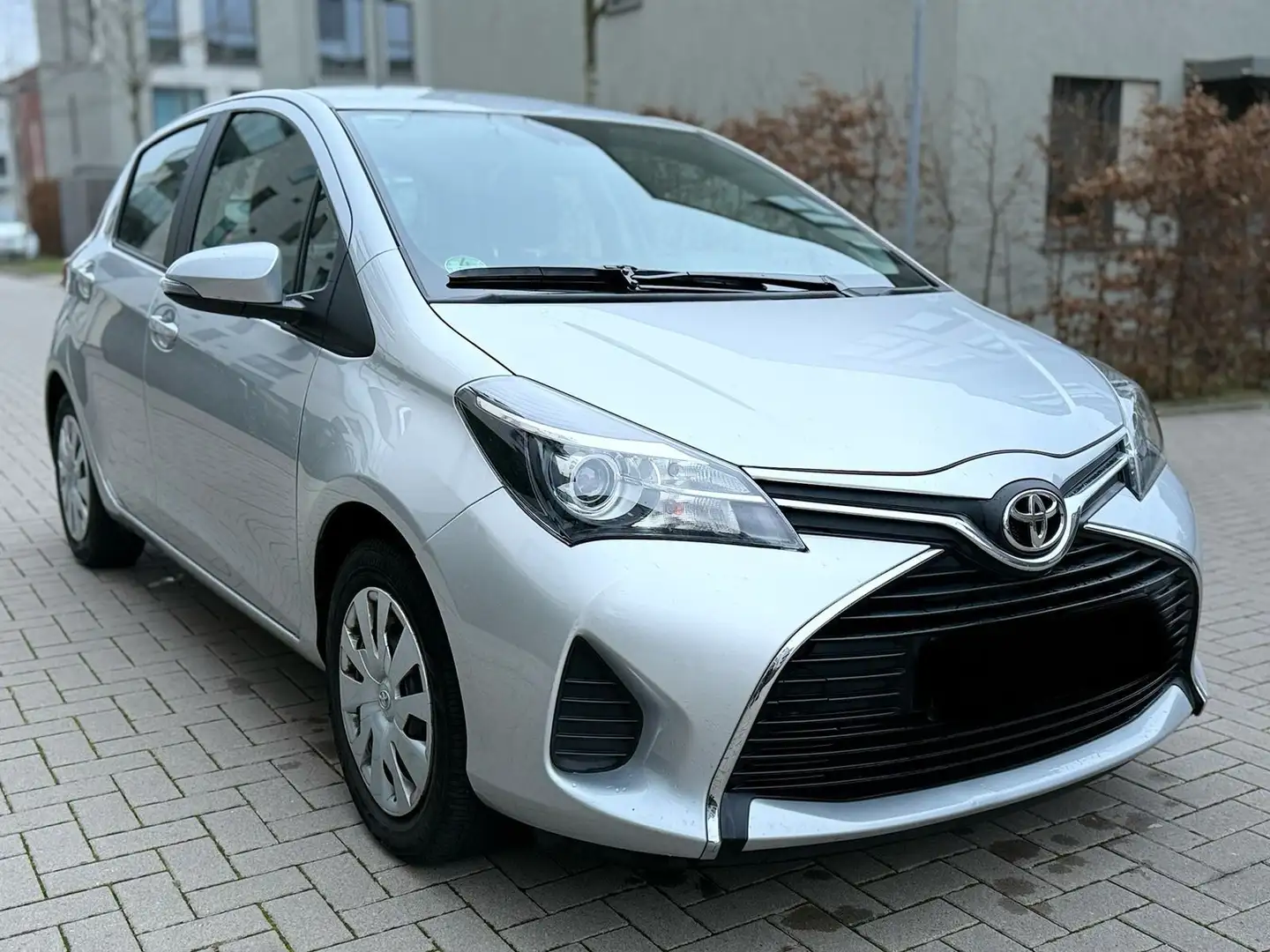 Toyota Yaris Comfort Zilver - 1