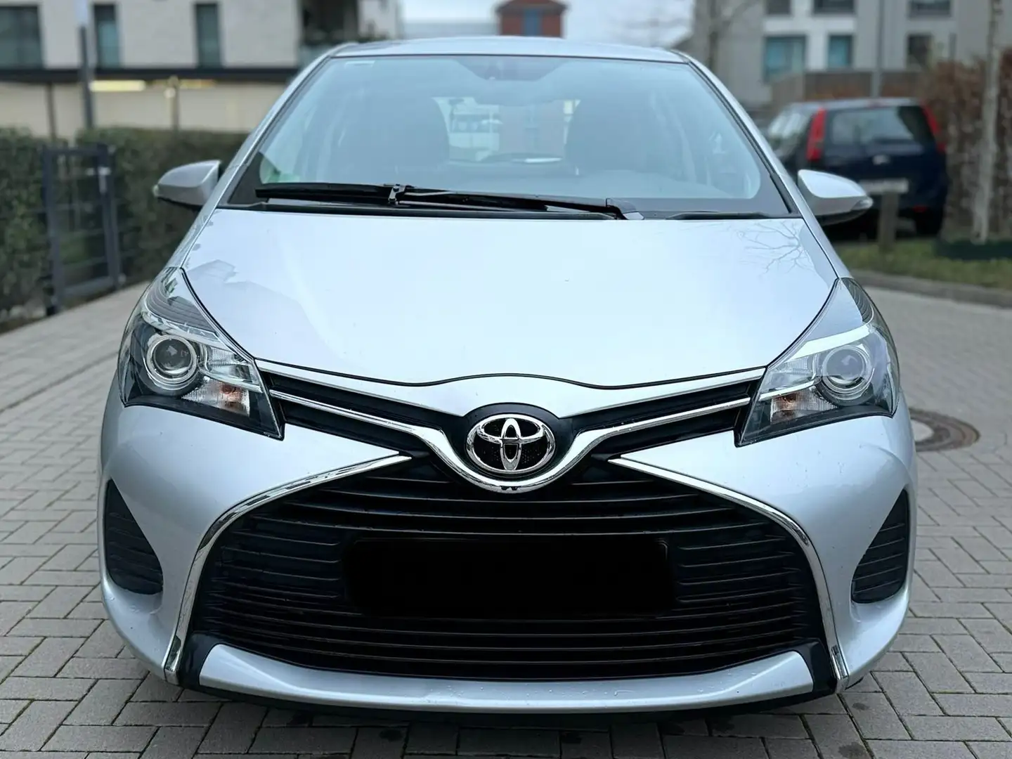 Toyota Yaris Comfort Zilver - 2