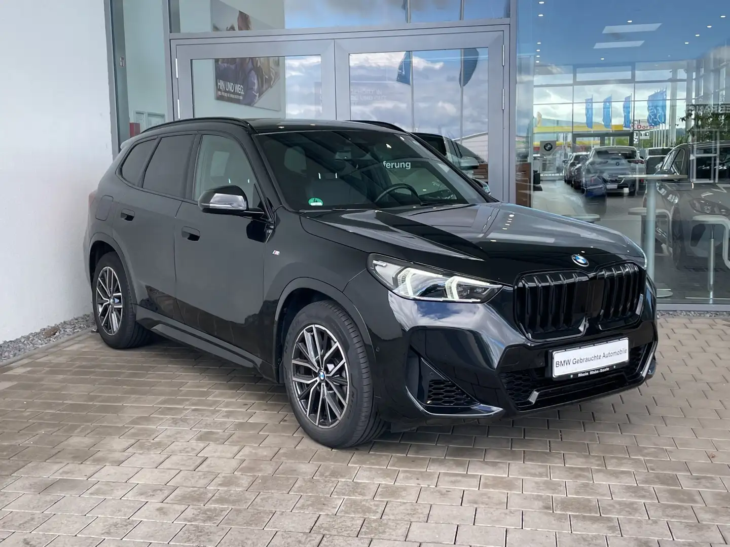 BMW X1 xDrive23i M Sportpaket LED.AHK.ParkA.Navi.SH Noir - 2