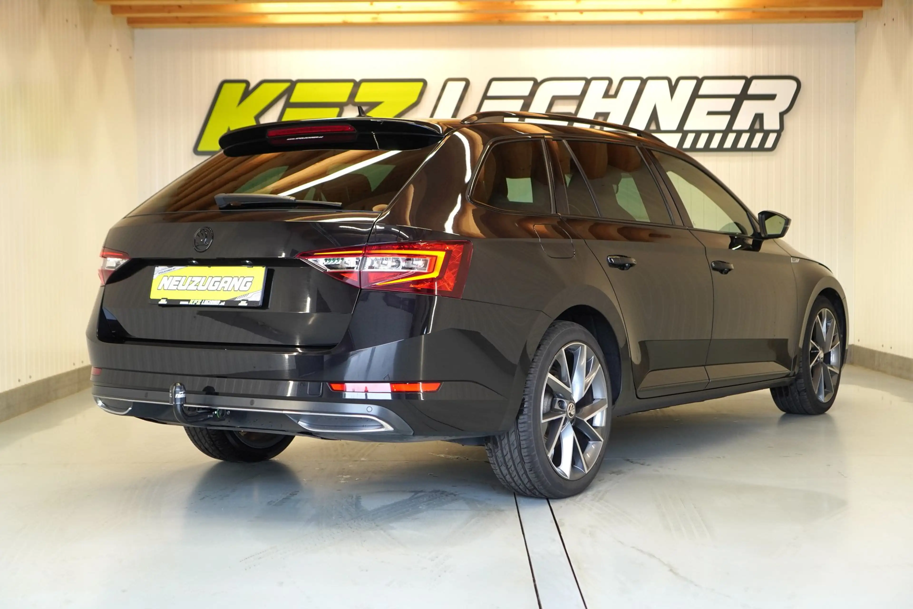 Skoda Superb Combi 2.0 TDI DSG "Sportline" AHK*SITZH*NAVI — photo 4