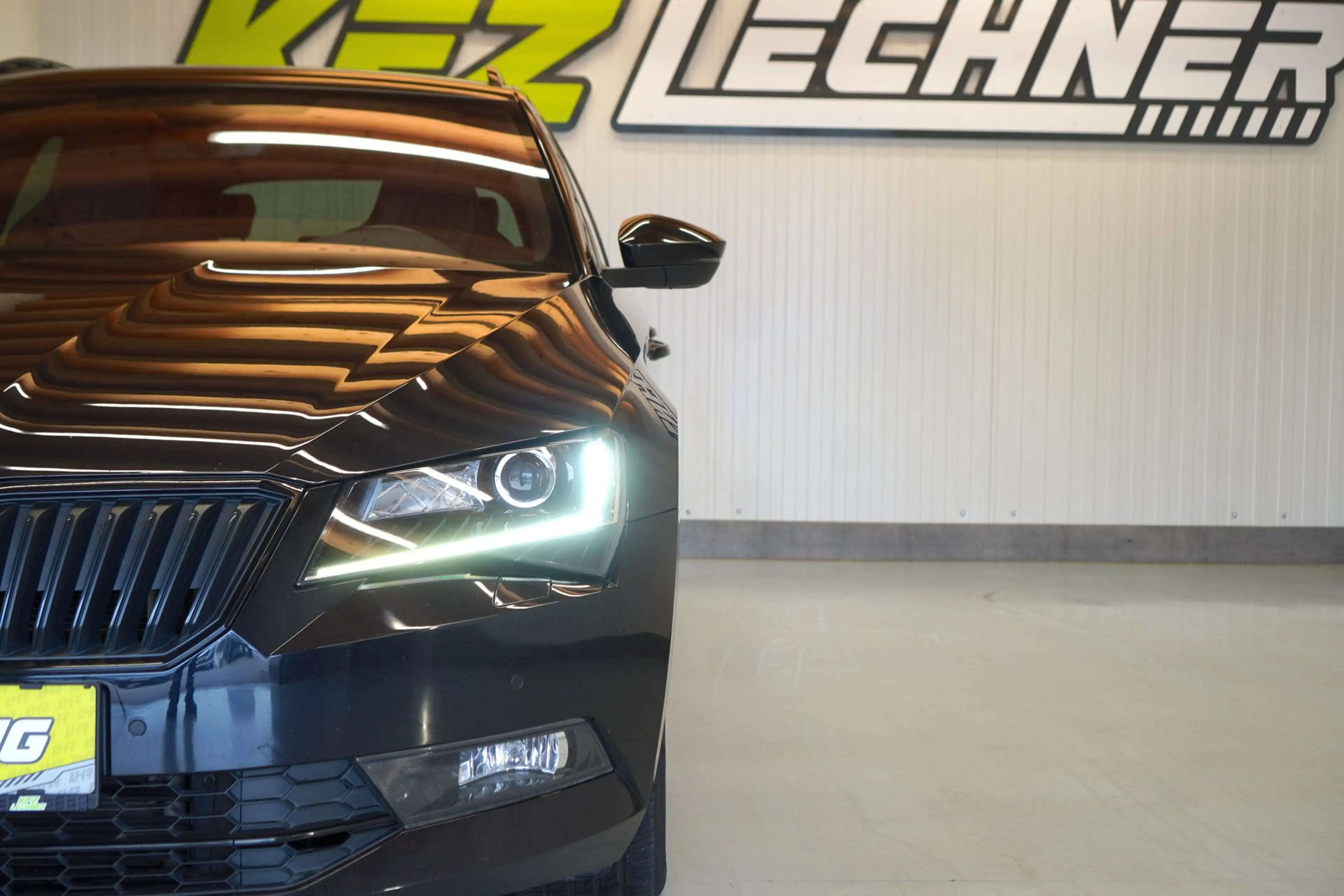 Skoda Superb Combi 2.0 TDI DSG "Sportline" AHK*SITZH*NAVI — photo 10