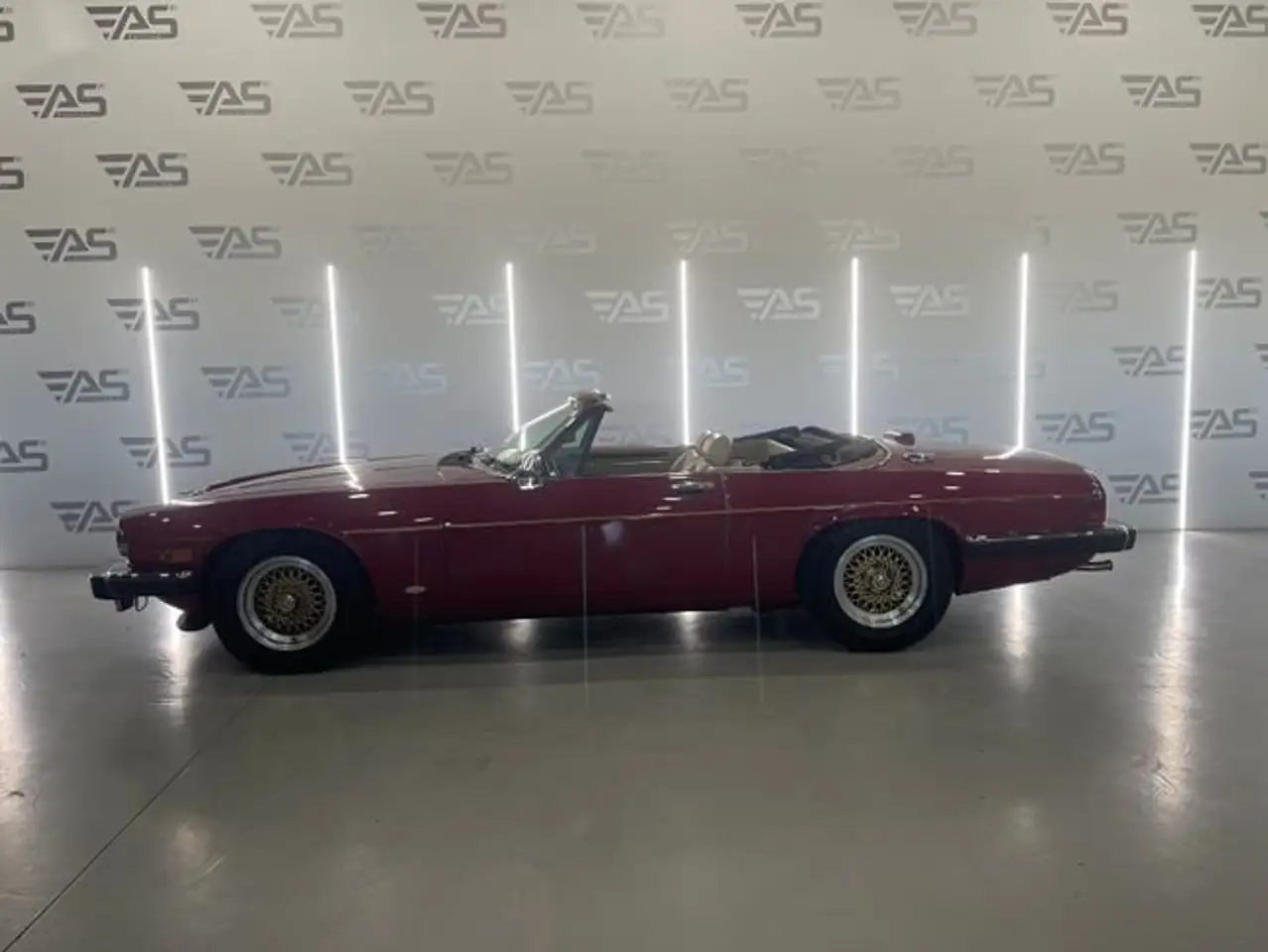 Jaguar XJ S, foto 5