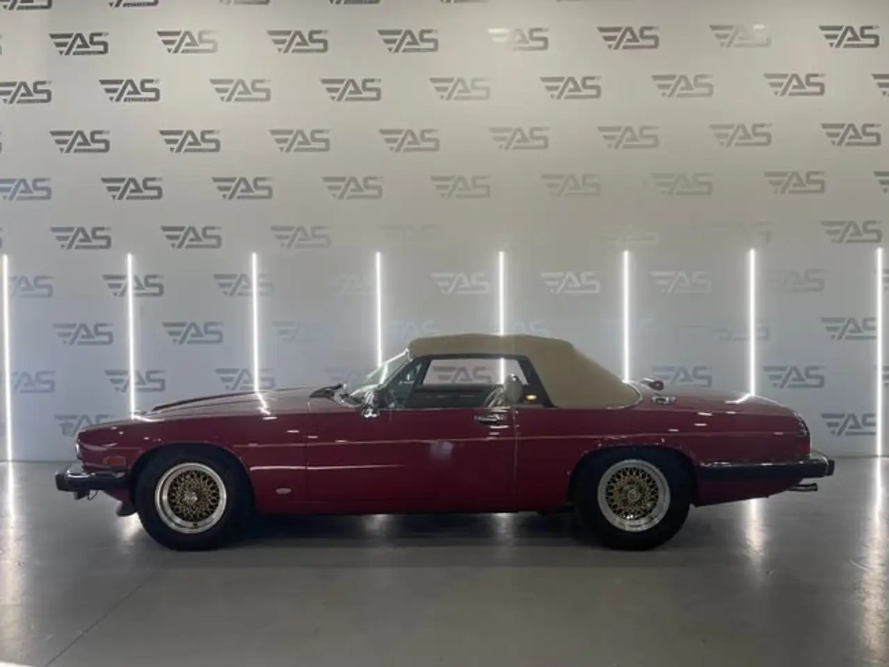 Jaguar XJ S, foto 6