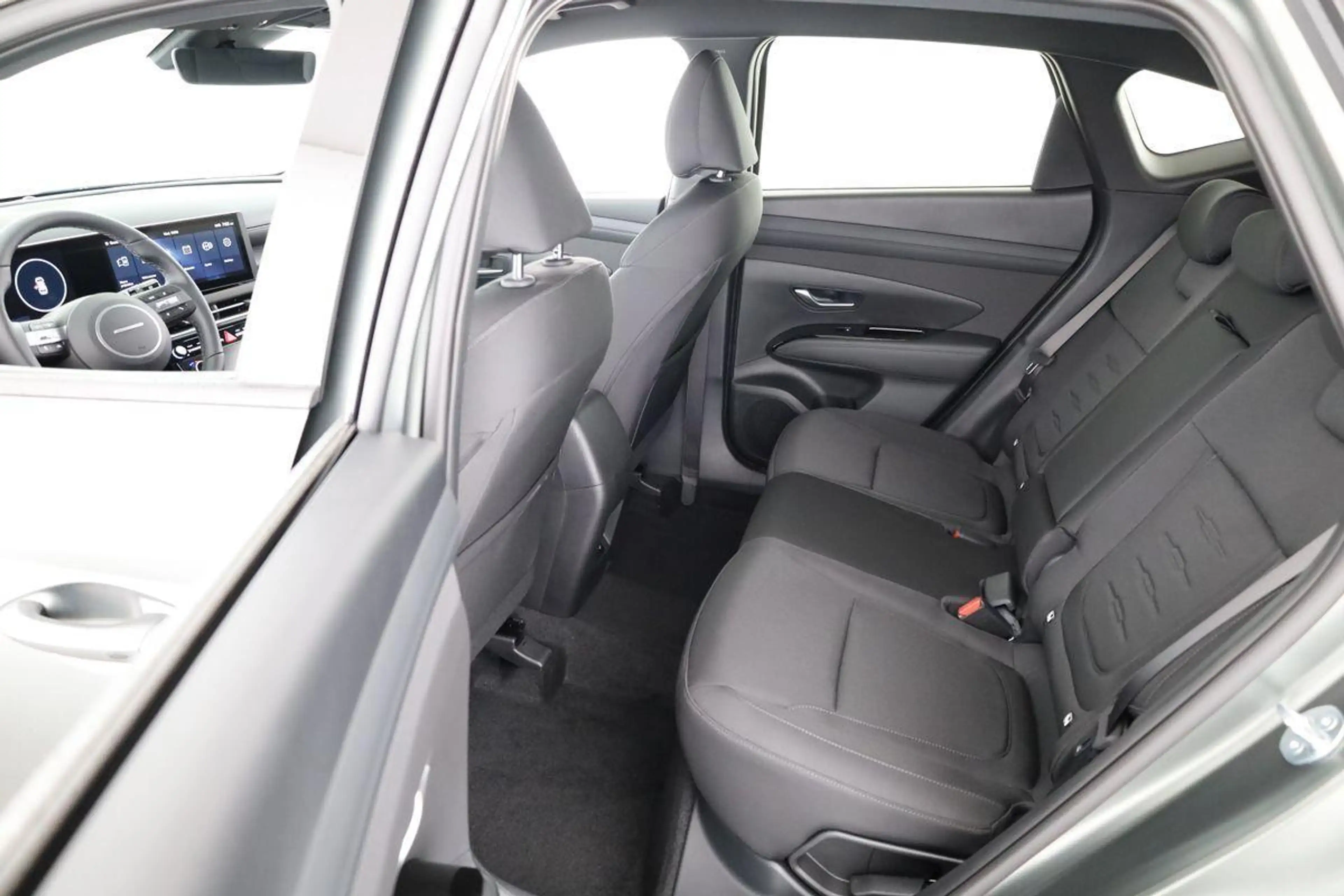 Hyundai TUCSON 1.6 T-GDI DCT 4WD, Navi, el. Klappe, Kamera, Si... — photo 11