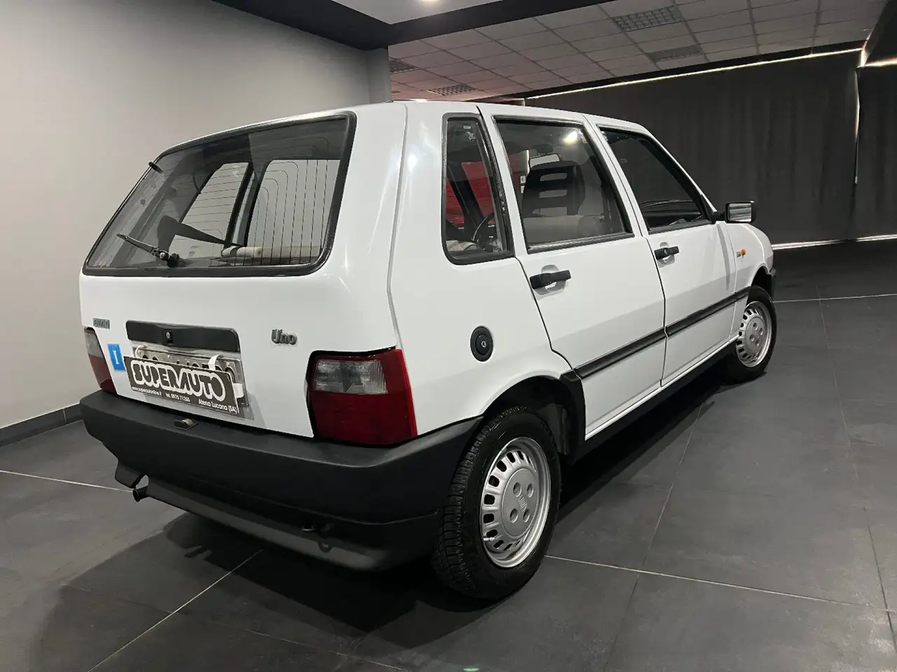 Fiat Uno 1.0 FIRE 5 porte (KM 132.000), foto 4