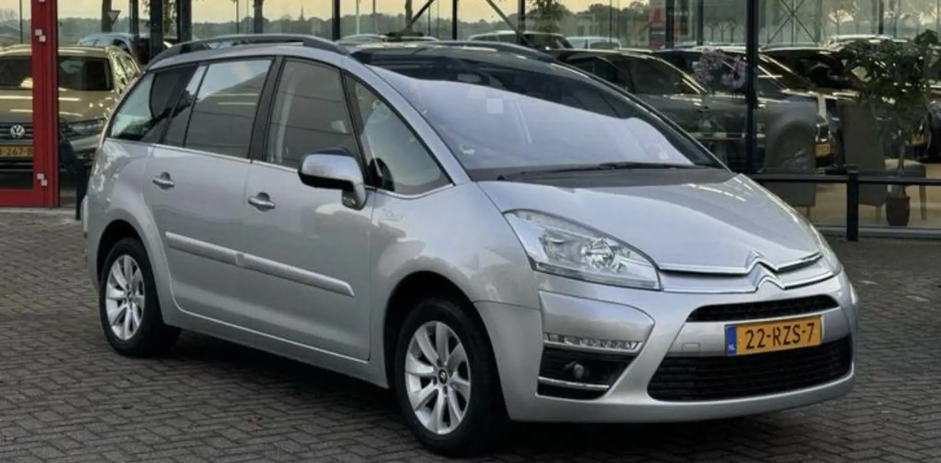 Citroen C4 Picasso 1.6 VTi Selection 7p Grijs - 1