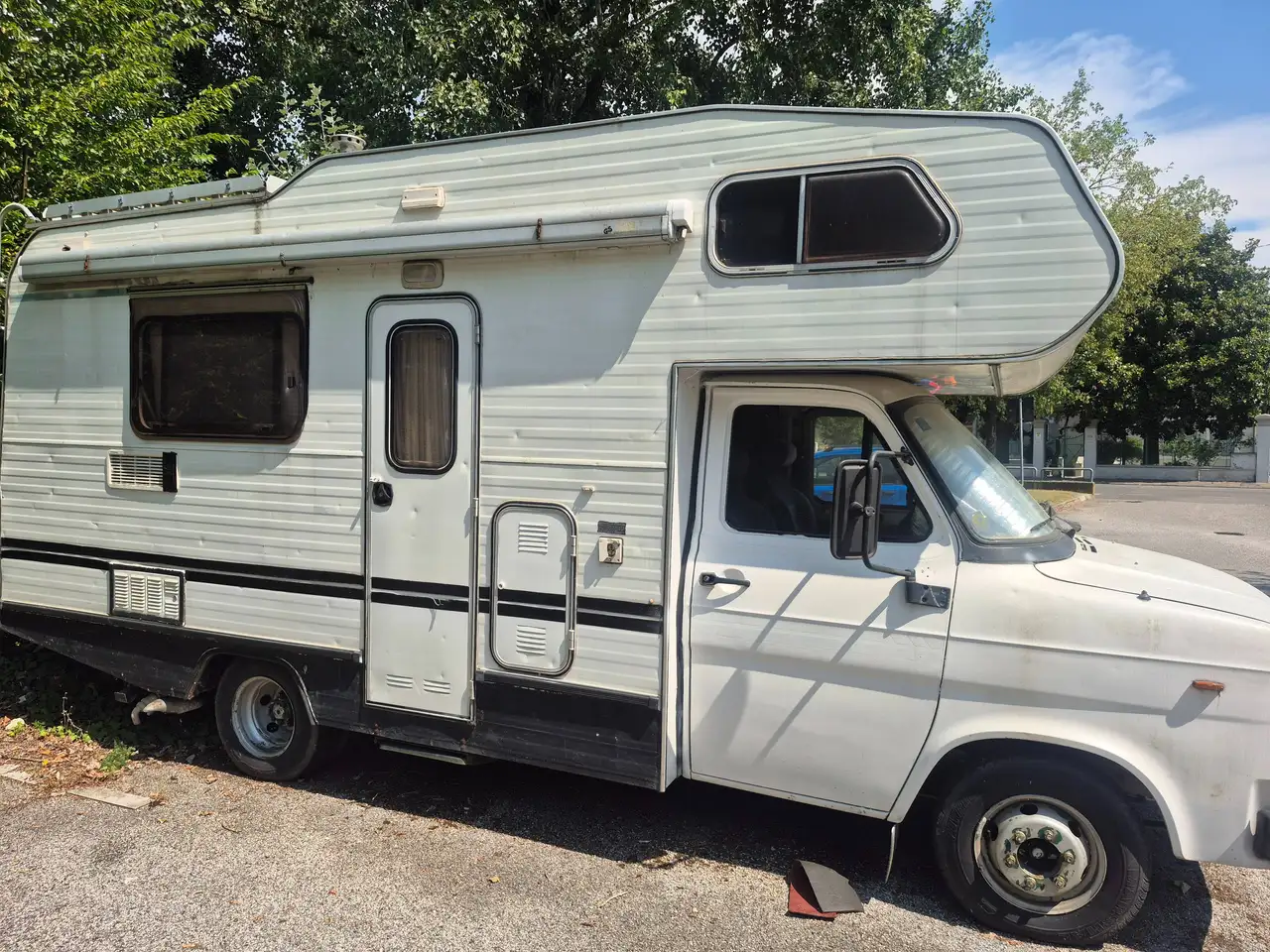 Ford Transit, foto 2