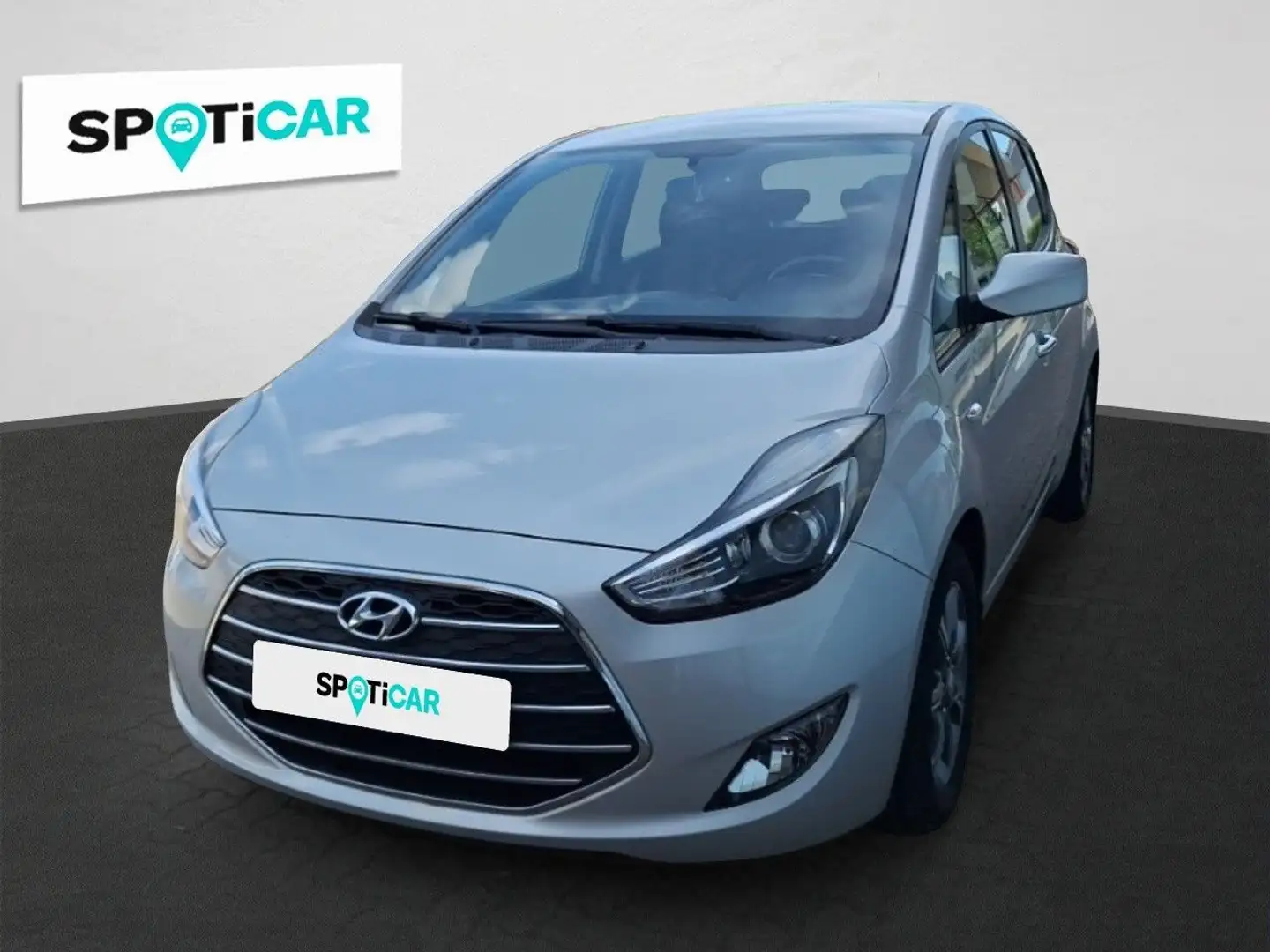 Hyundai iX20 1.6 YES! Silver blue Sitzheiz.,Lenkradheiz. Zilver - 1