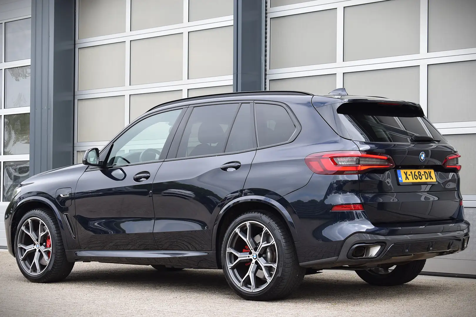BMW X5 xDrive45e High Executive M-Sport | Panodak | Carbo Zwart - 2