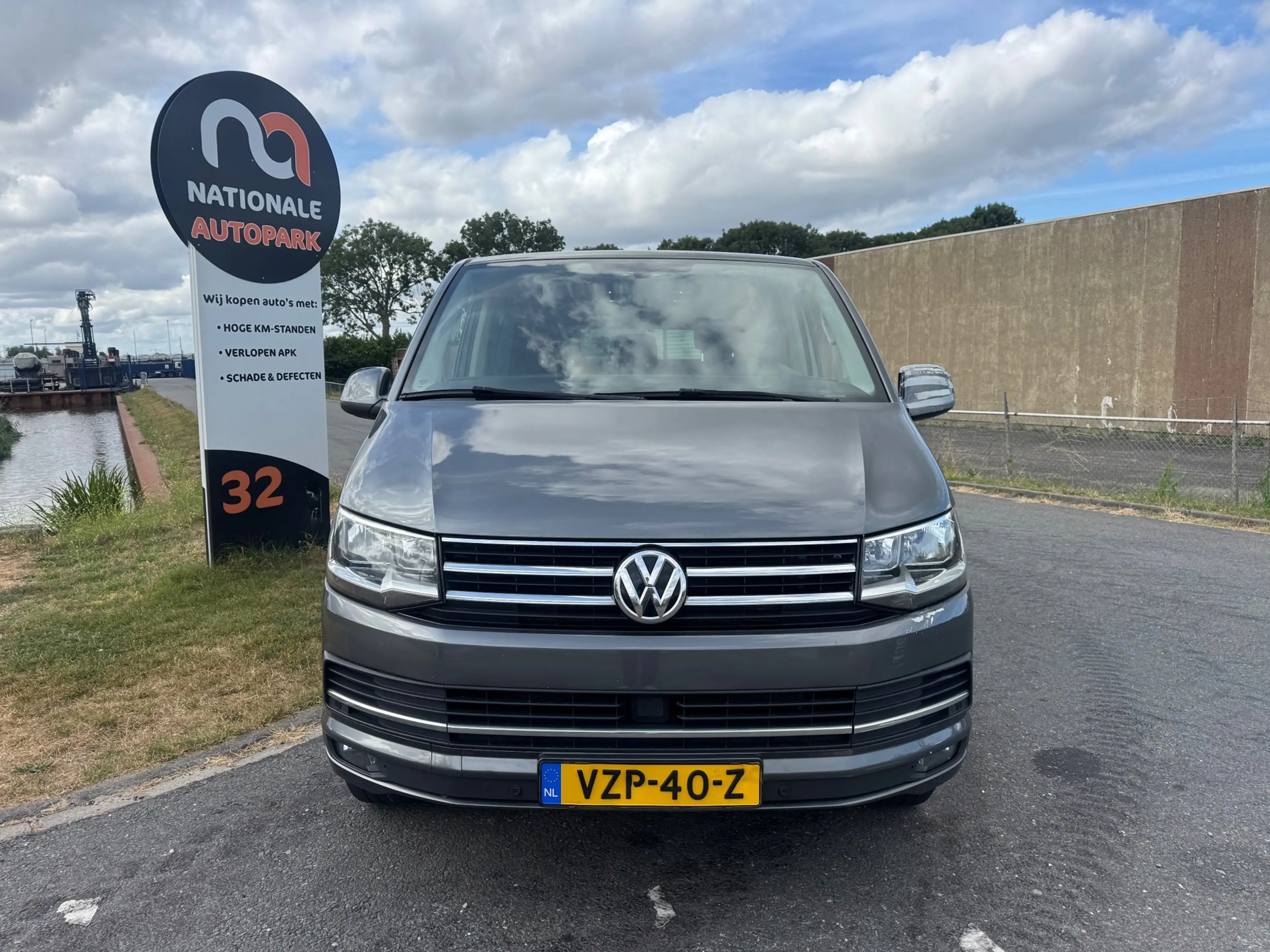 Volkswagen Transporter 2.0 TDI | Automaat | 2017 | D.C | Export of Handel — photo 8