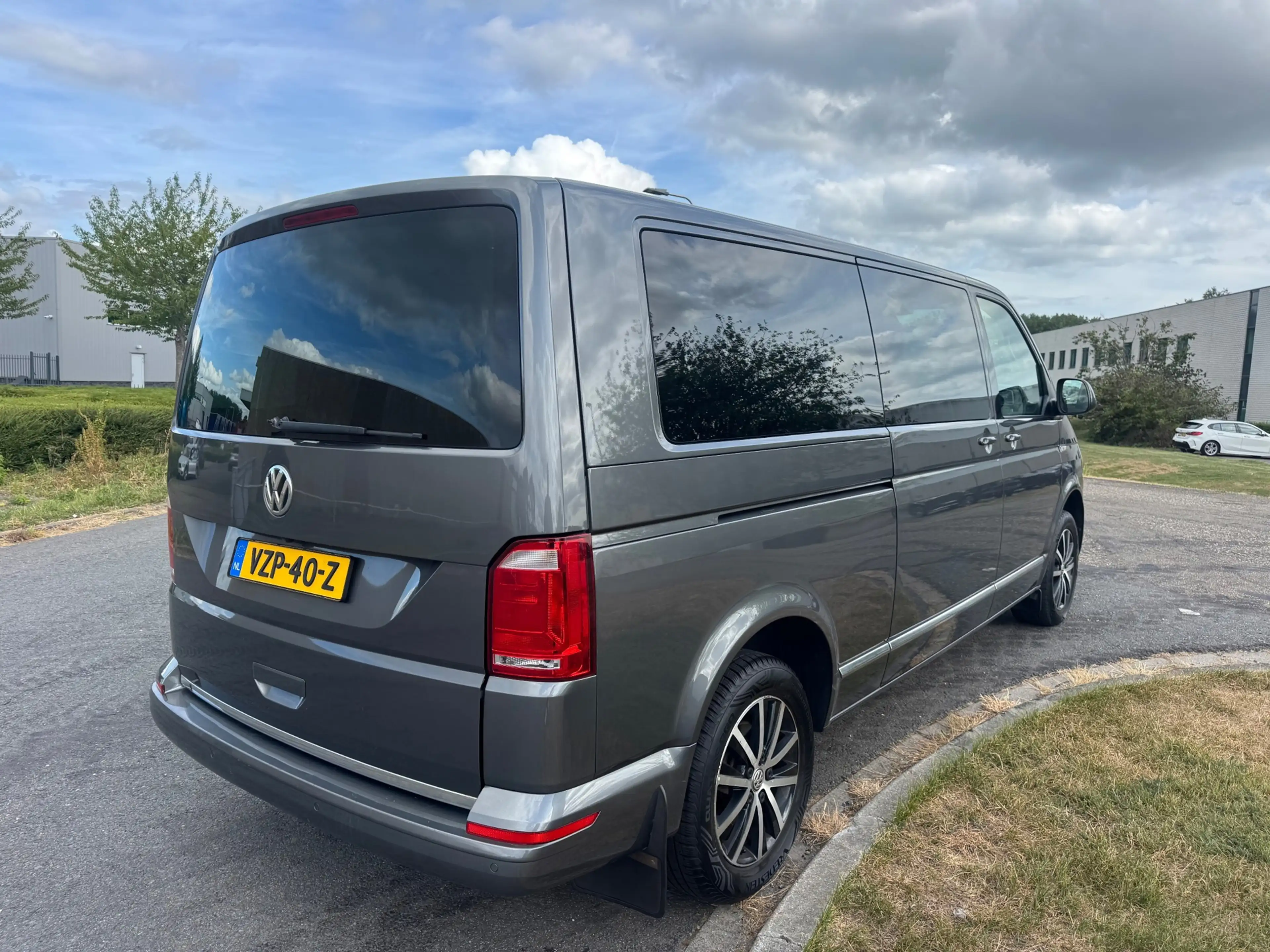 Volkswagen Transporter 2.0 TDI | Automaat | 2017 | D.C | Export of Handel — photo 5