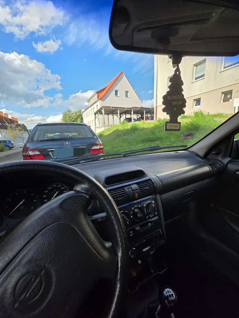 Opel Corsa Typ B Tigra Violett - 2