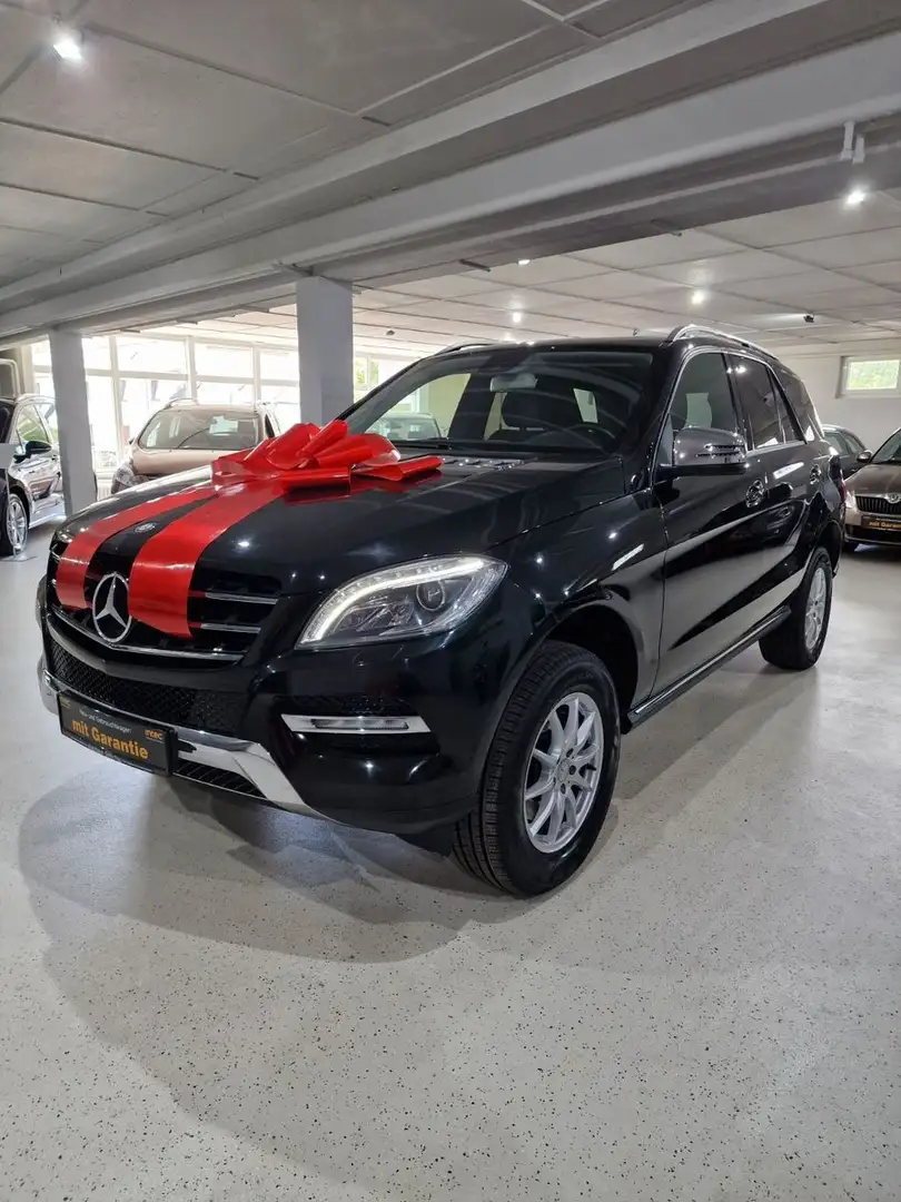 Mercedes-Benz ML 350 - Rentner Fahrzeug - Airmatic - Garantie Noir - 1