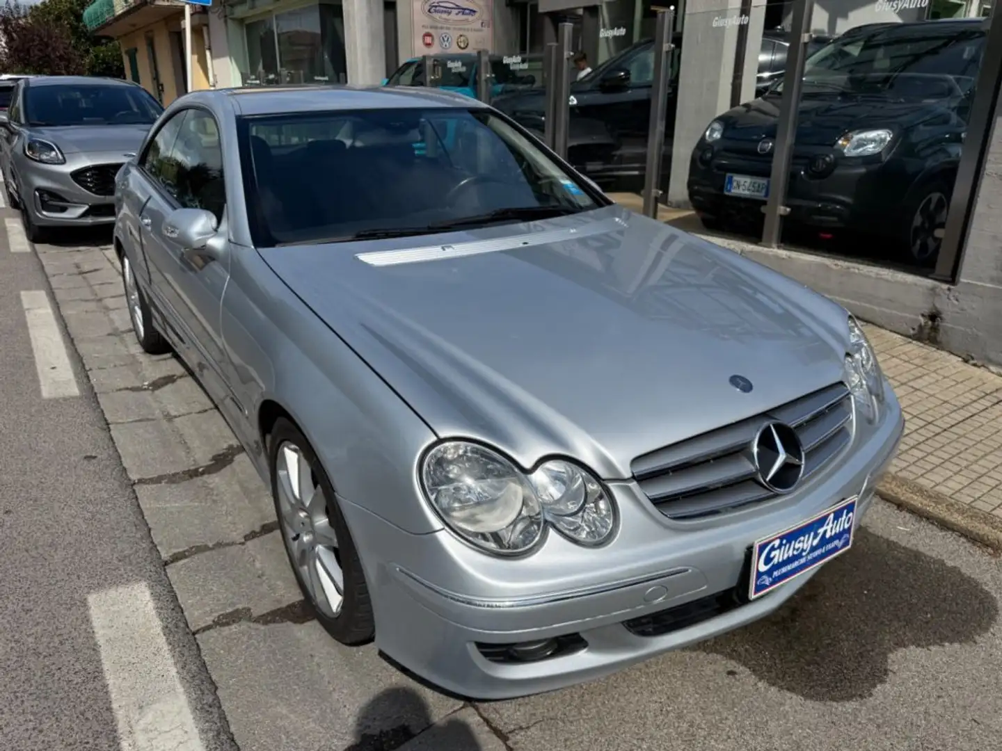 Mercedes-Benz CLK 220 CDI cat Grau - 1