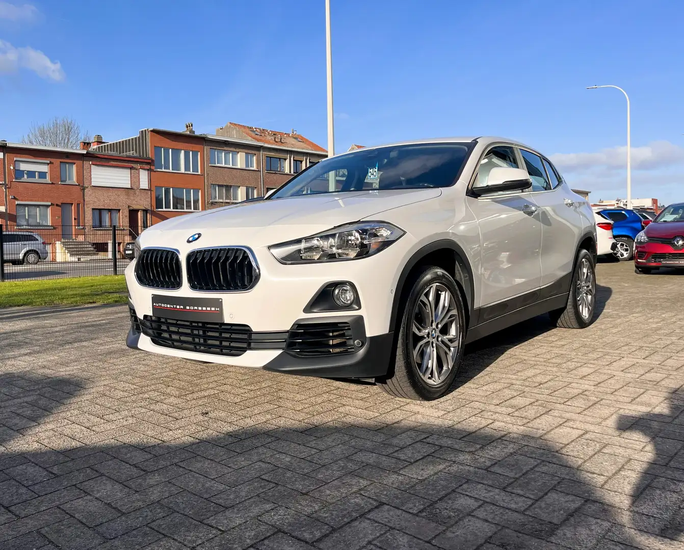 BMW X2 sDrive18iA 140pk Wit - 1