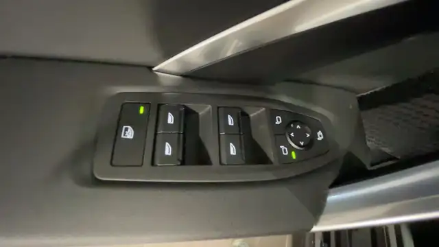 BMW X1 view 18