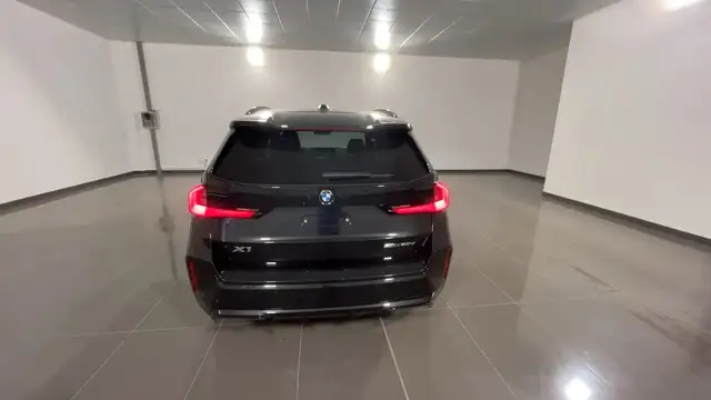 BMW X1 view 5