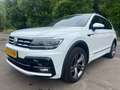 Volkswagen Tiguan Tiguan 2.0 TDI SCR 4MOTION DSG R-Line 7 PLACE Blanc - thumbnail 1