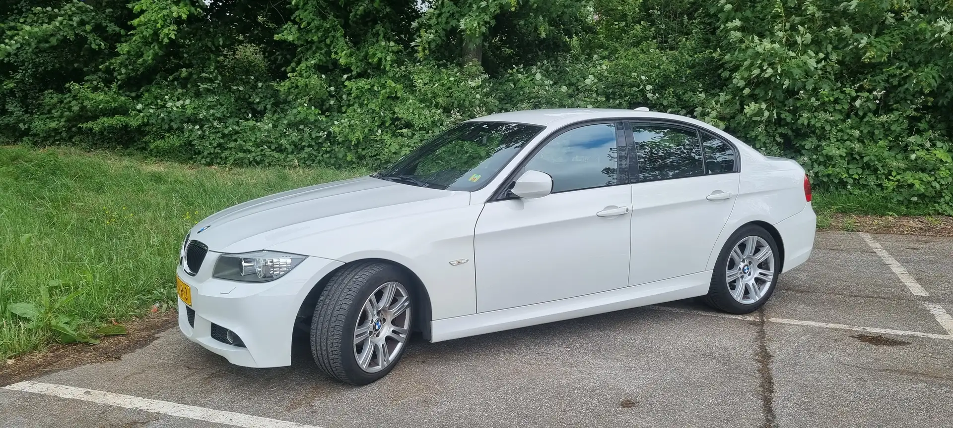 BMW 318 318 CL. M Sport Edition Wit - 2