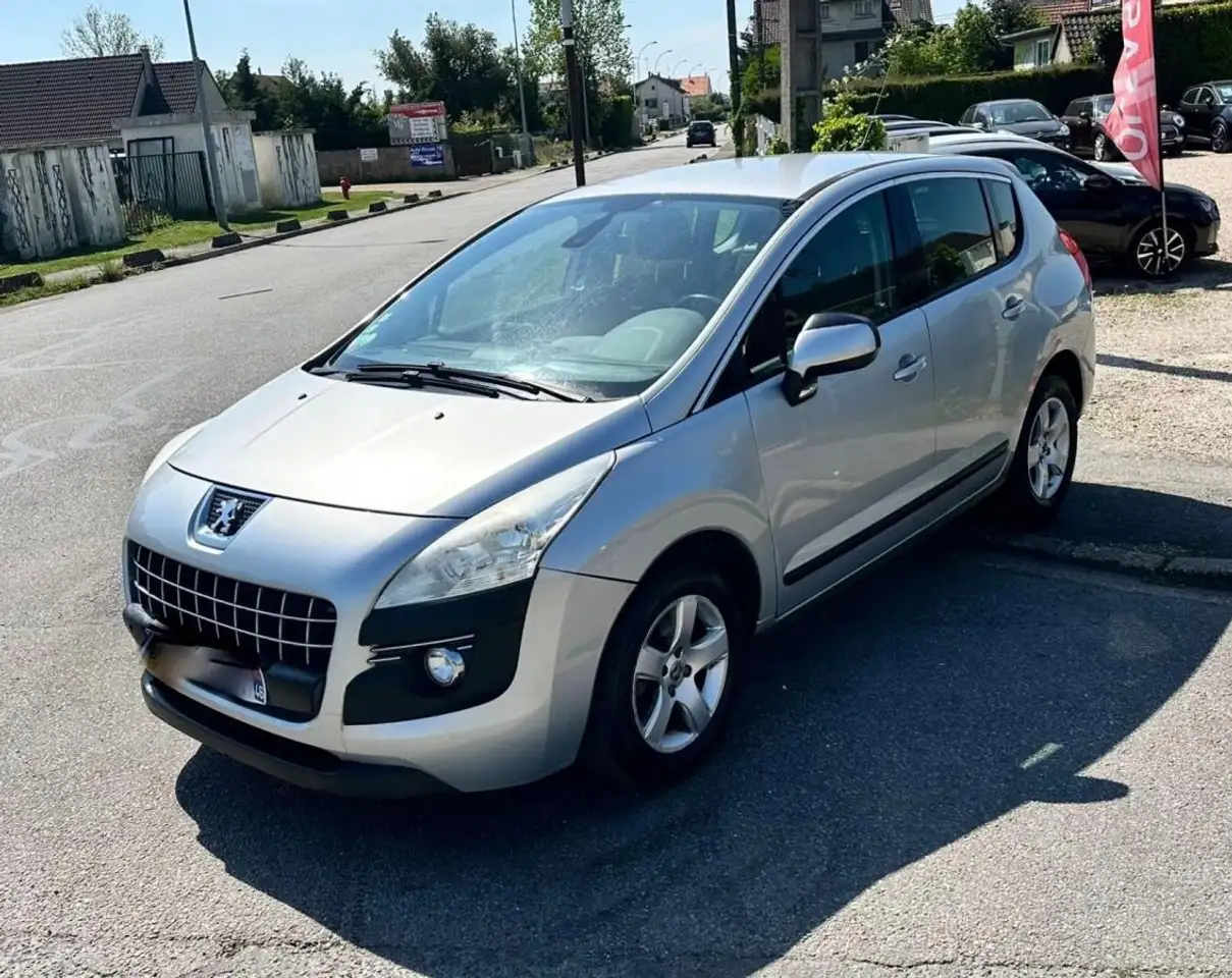 Peugeot 3008 1.6 HDI 112 BUSINESS PACK