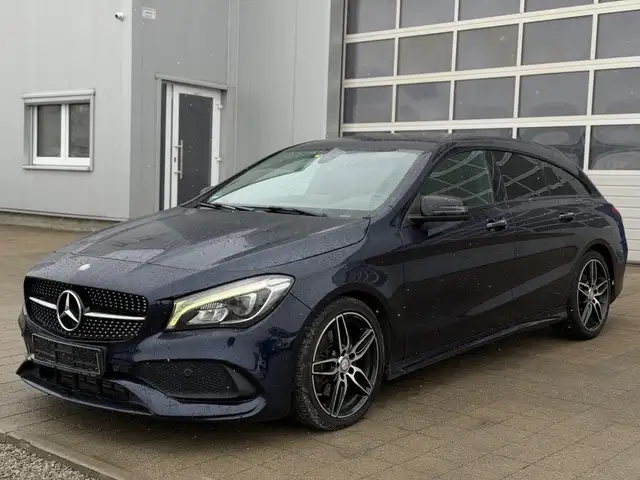 Mercedes-Benz CLA 220 AMG-Line Kamera LED Keyl
