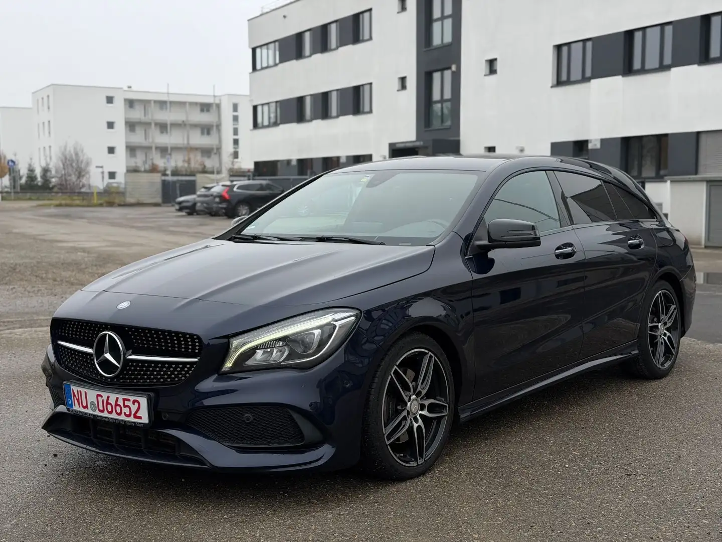 Mercedes-Benz CLA 220 AMG-Line Kamera LED Keyl Blau - 1