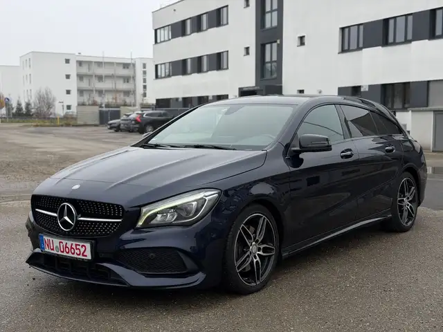 Mercedes-Benz CLA 220 AMG-Line Kamera LED Keyl