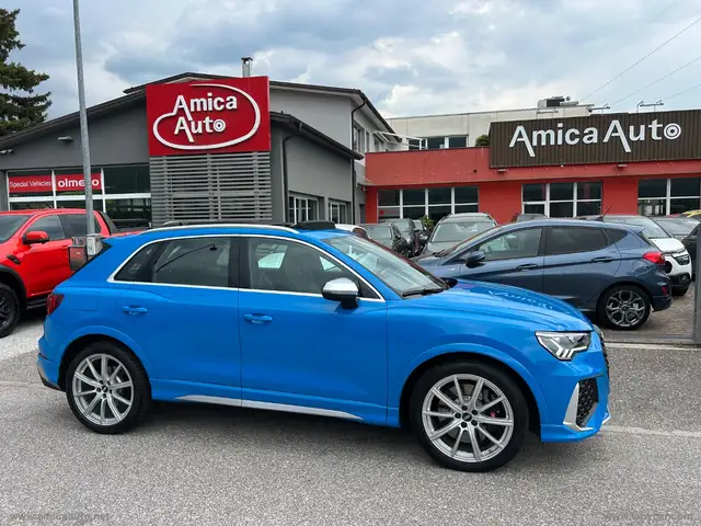 Audi RS Q3 RS  quattro S tronic