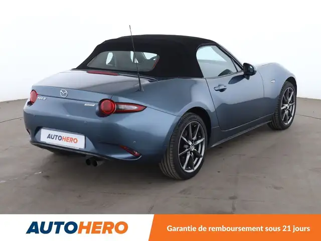 Mazda MX-5 view 6