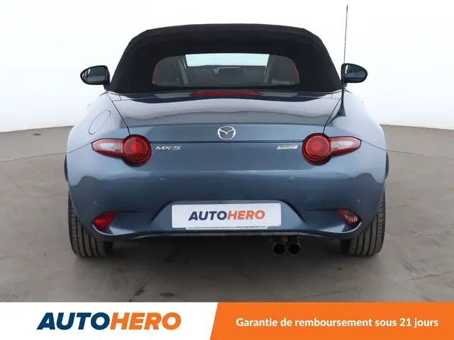 Mazda MX-5 view 5