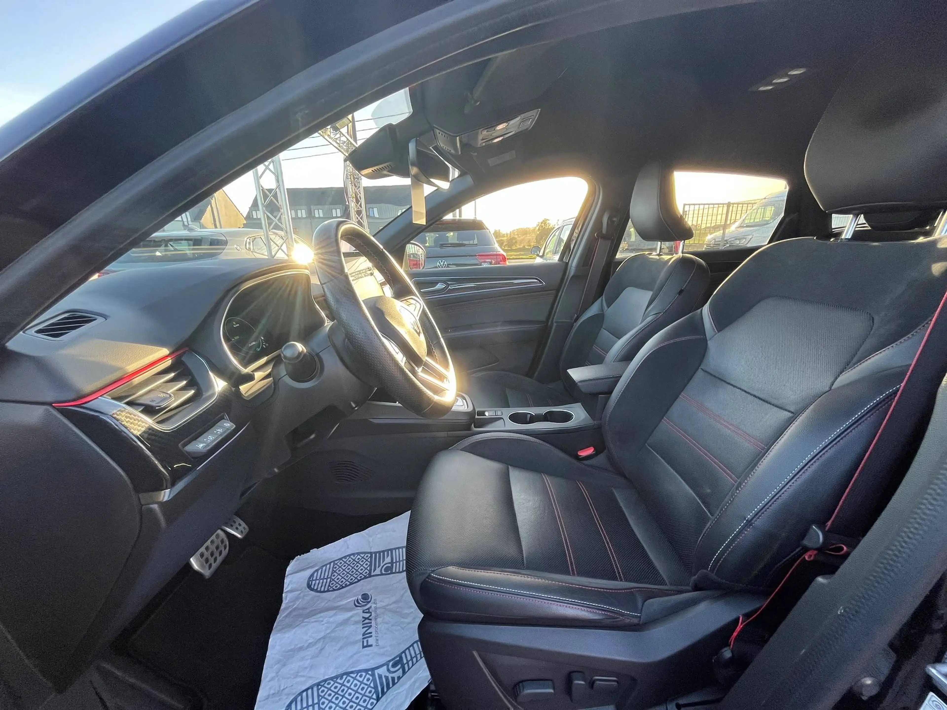 Renault Arkana Arkana E-TECH 1.6i R.S.Line — photo 5