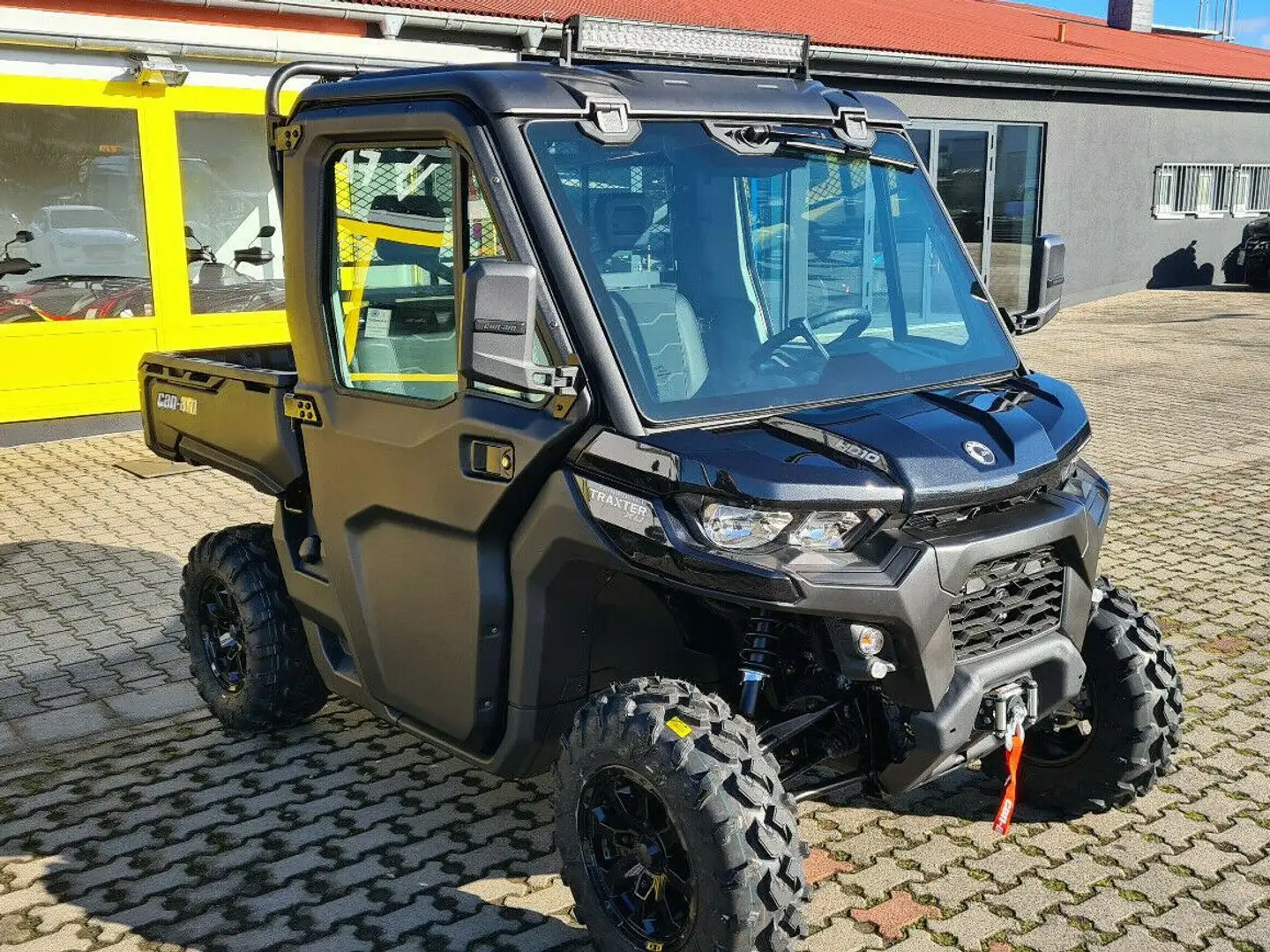 Can Am Traxter 1000 XU HD 10 T SOFORT LIEFERBAR 101km/h Schwarz - 1